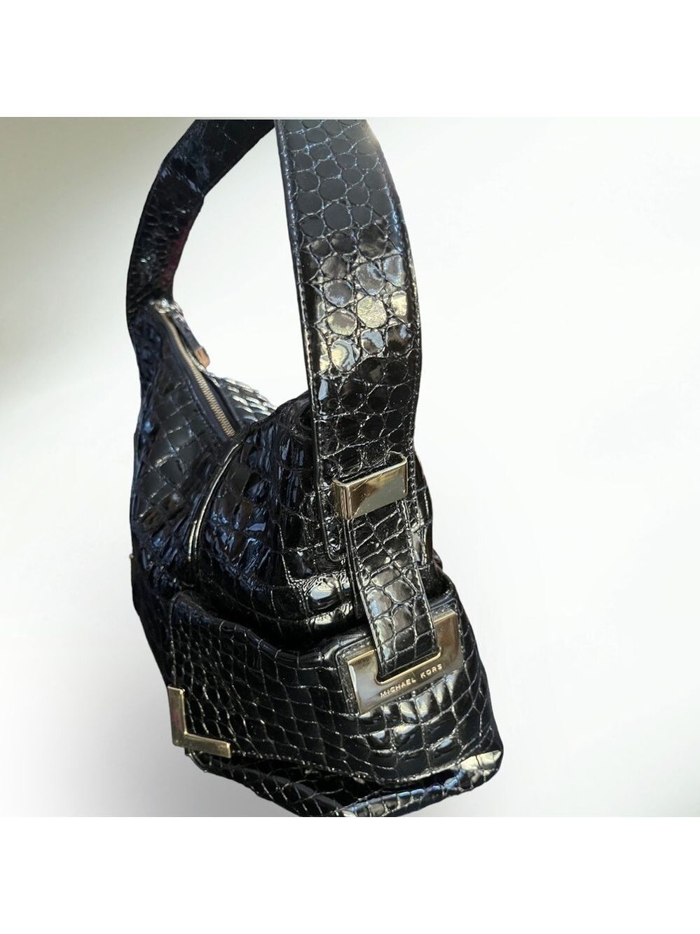 Michael Kors Embossed Croc Black Leather like New beautiful - Picture 9 of 14